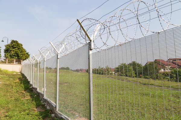 Commercial Fence Construction in Akron