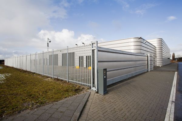 Industrial Fence Repair in Akron