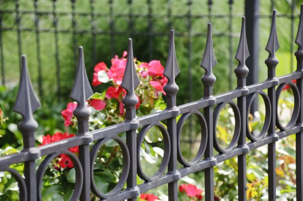 Iron Fence Construction in Akron
