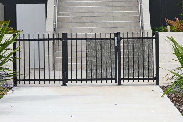 Aluminum Gate Repair in Akron
