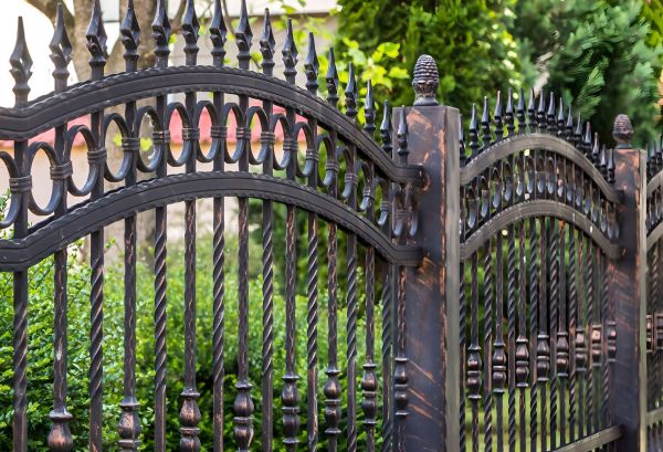 Iron Fence Repair in Akron