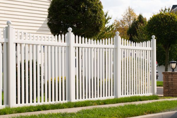 Vinyl Fence Installation in Akron